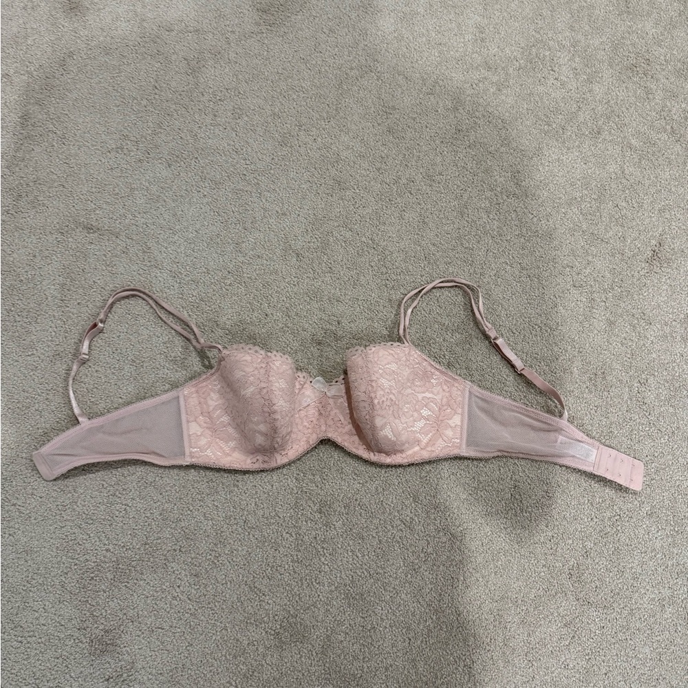Elegant Lace Underwire Bra - Pink